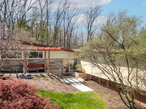 101 Timber Ln, State College, PA 16801