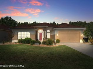9107 Alexandria Dr, Weeki Wachee, FL 34613