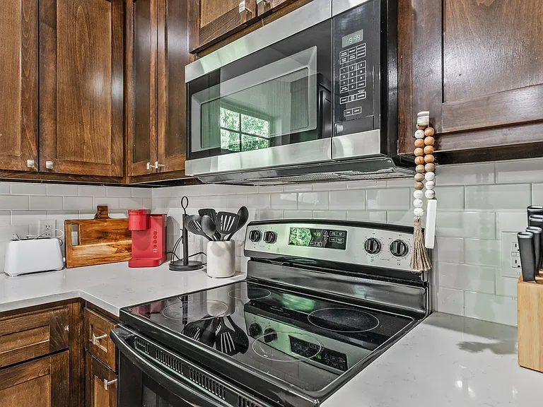 11722 FM 16 W — Photo 30