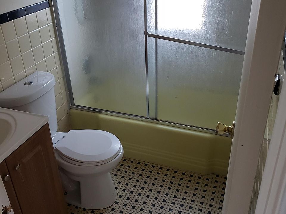 1st image of 161 Hillsboro Ave Floor 2