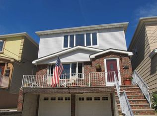 65 W 7th St, Bayonne, NJ 07002