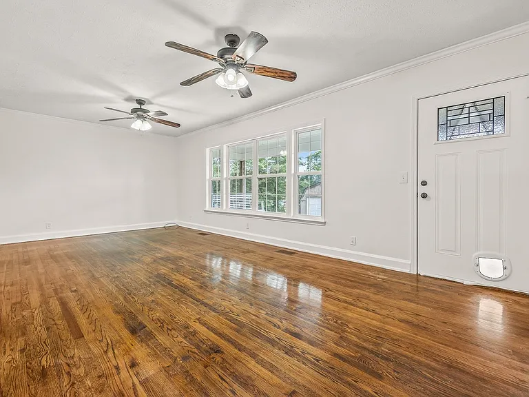 1028 Womack Ave — Photo 8