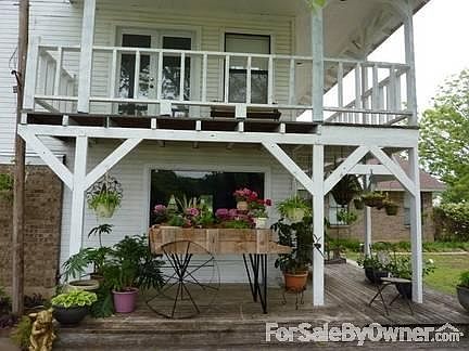 3rd image of 11433 Smallwood Dr
