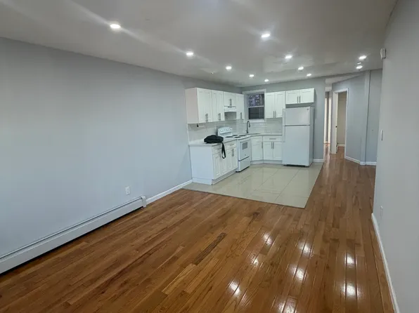 (undisclosed Address), Bronx, NY 10474