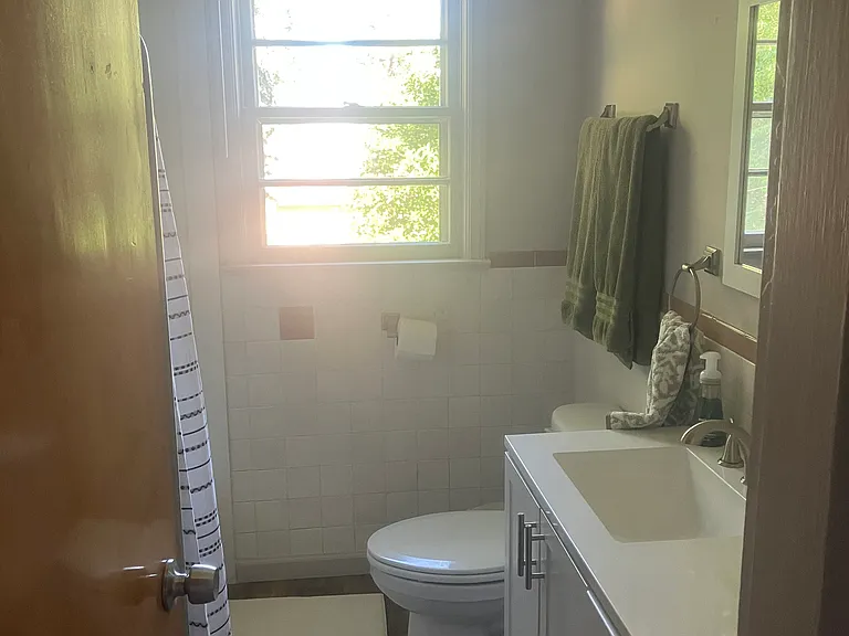 full bathroom