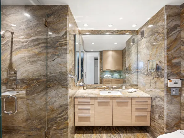 301 West 57th Street image 8 of 13