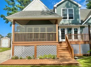 8159 Marsh Point Ln, Chincoteague, VA 23336