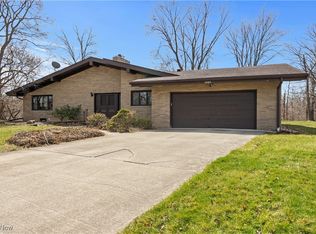 5085 Spalding Ct, Lorain, OH 44053