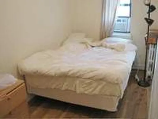 Rented by Camhi NYC Realty Inc | media 31