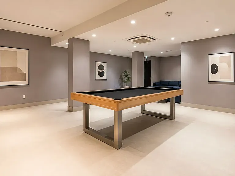 165 Crown St #3R — Photo 6