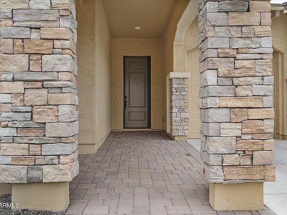5th image of 21247 W MEADOWBROOK Avenue