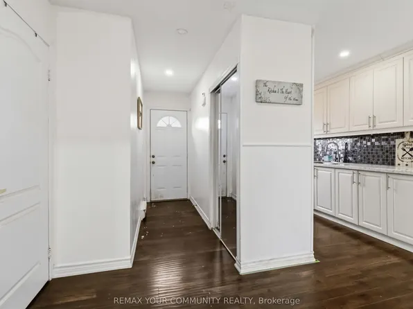 11 Grantbrook Ct, Brampton, ON L6S 2K8