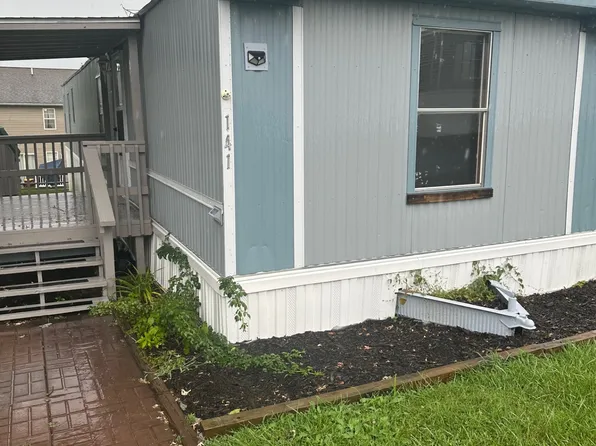 141 Mountaineer Vlg #141, Morgantown, WV 26508