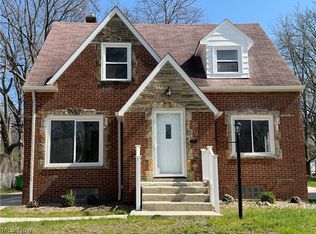 24420 Glenbrook Blvd, Euclid, OH 44117