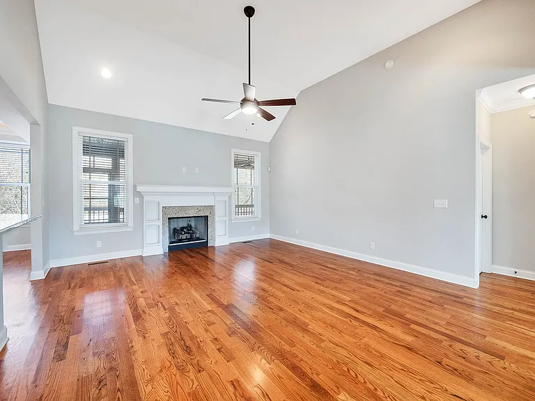 8052 Burgundy Cir — Photo 10