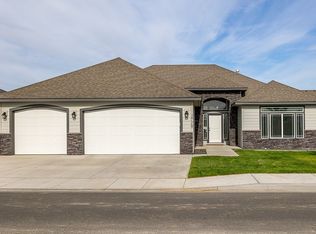 1719 S Dewberry Pl, Kennewick, WA