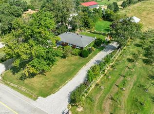 609 Green Mountain Rd E, Hamilton, ON L8J 2Z7