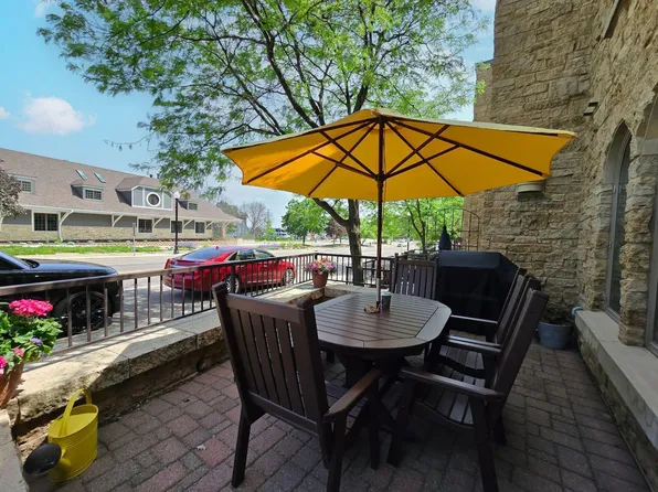 650 Main St N #B05, Stillwater, MN 55082