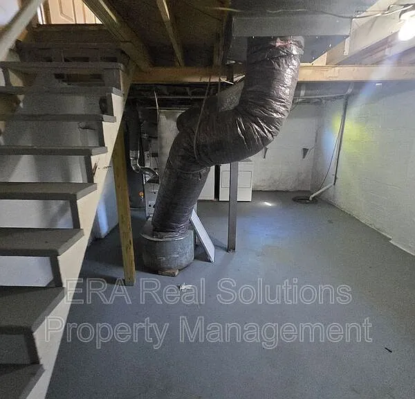 839 S Ogden Ave — Photo 19