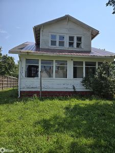 405 N Center St, La Harpe, IL, 61450