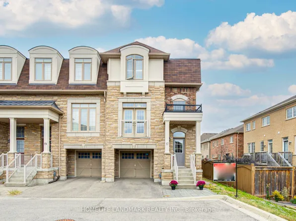 17 Etherington Way, Markham, ON L6C 0X4