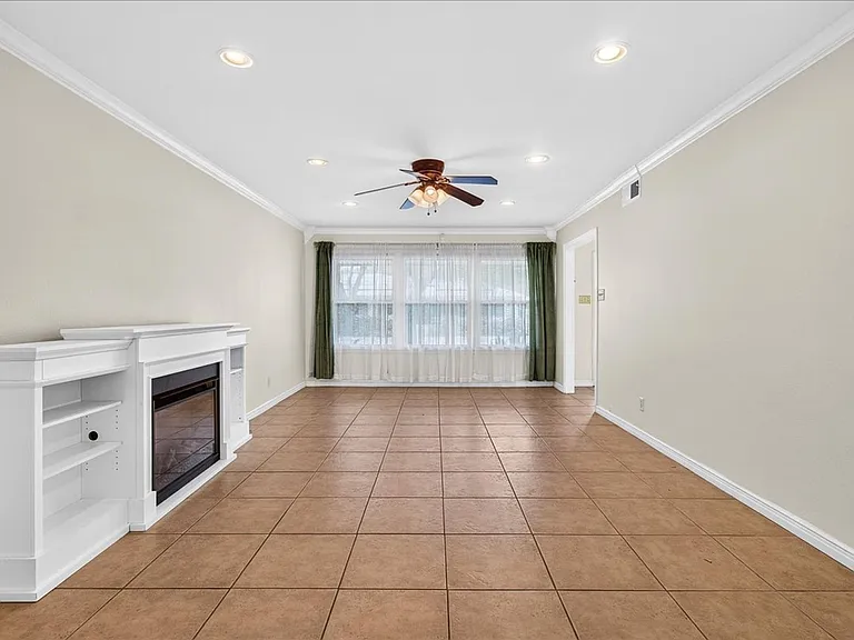 609 Peerman Pl — Photo 6