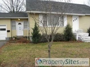 7 Sleeper St, Rochester, NH 03867