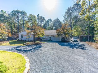 139 Shagbark Ct, West End, NC 27376