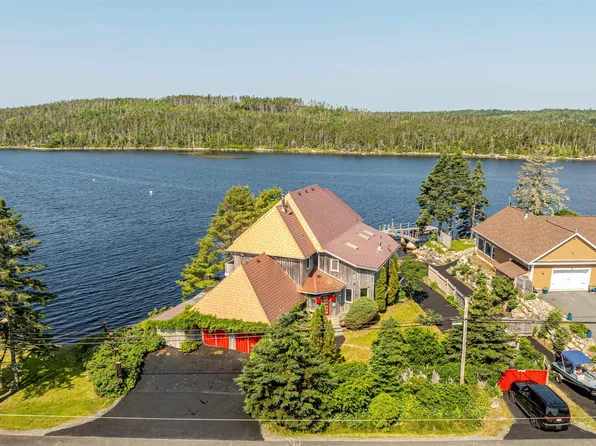 3994 Prospect Rd, Halifax, NS B3T 2B9