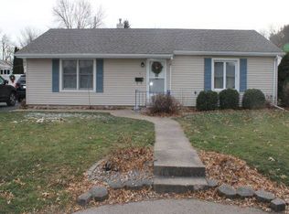 1321 Lincoln Rd, Monmouth, IL 61462