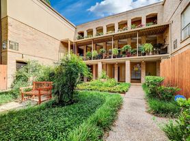 4633 Wild Indigo St, Houston, TX
