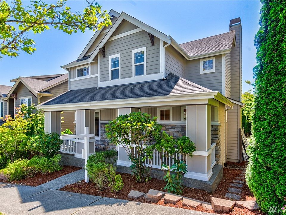 1st image of 2120 NW Coyote Creek Ln