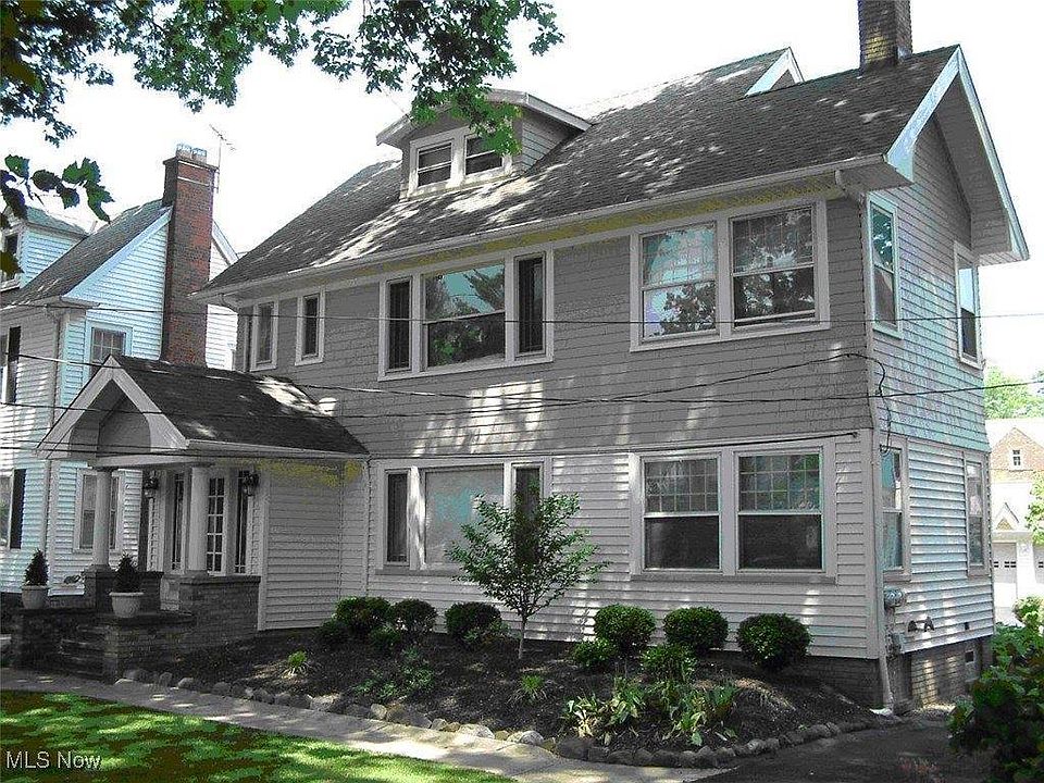 1st image of 13834 Clifton Blvd #3