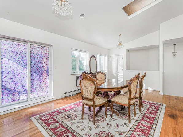 3107 Emmons Avenue image 7 of 30