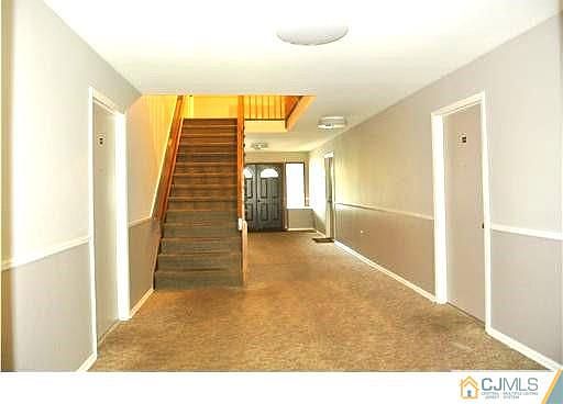 2nd image of 292 Willowbrook Dr