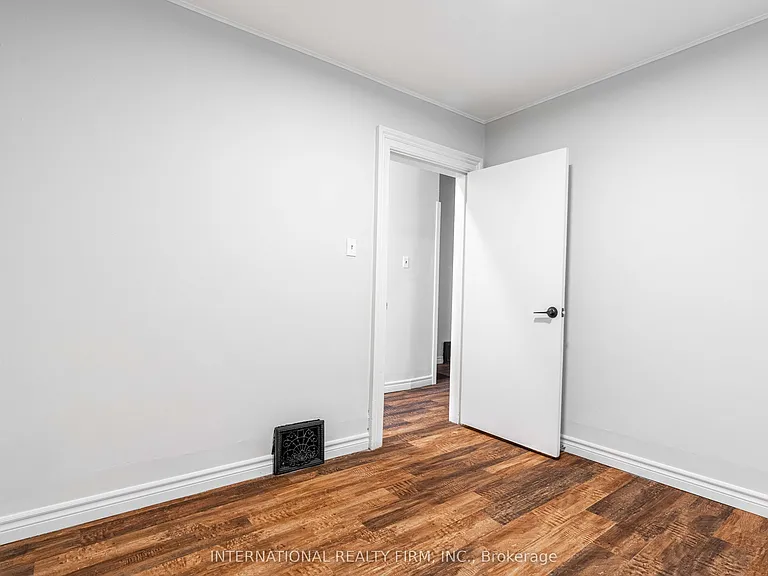 221 Hamilton Rd #3 — Photo 9