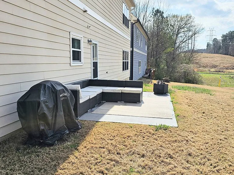 821 Westmoreland Cir NW — Photo 39