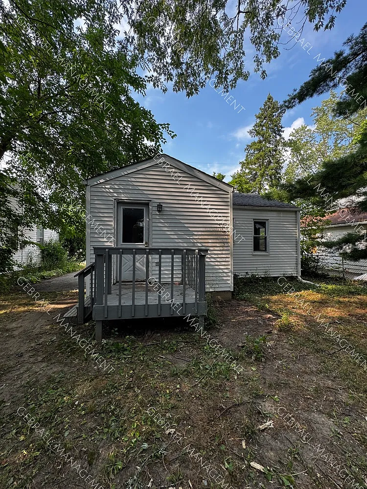 3809 Brown St. — Photo 2
