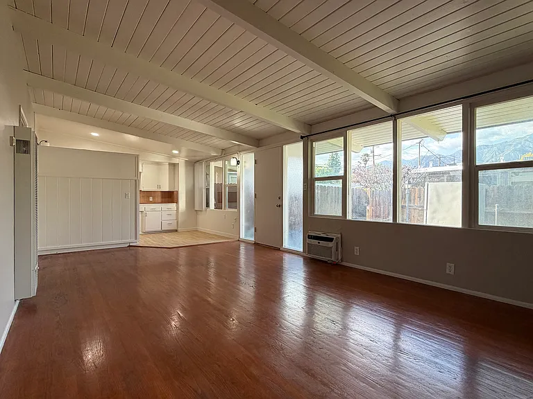 415 S Baldwin Ave #4 — Photo 3