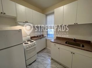 25 Park Dr APT 16, Boston, MA 02215