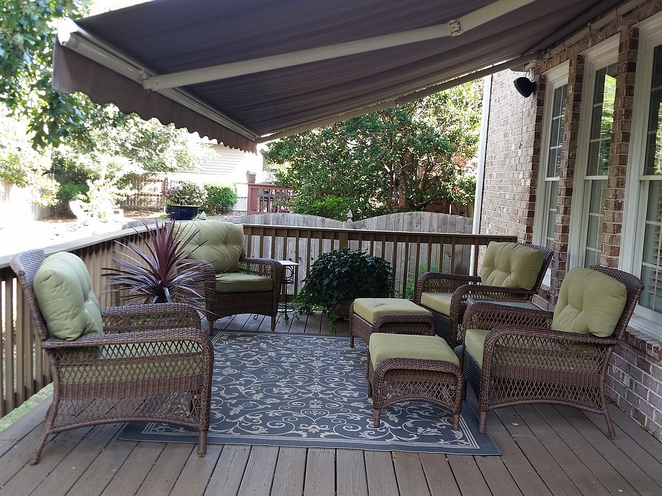 Deck with awning