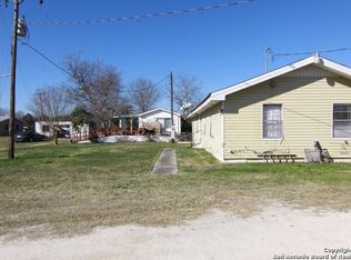 435 Haeckerville Rd, Cibolo, TX 78108