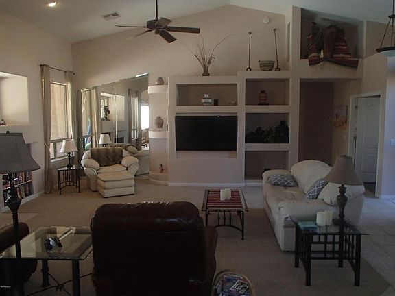 4th image of 5017 E Barwick Dr