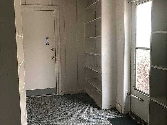 5th image of 1415 W Pine Ave