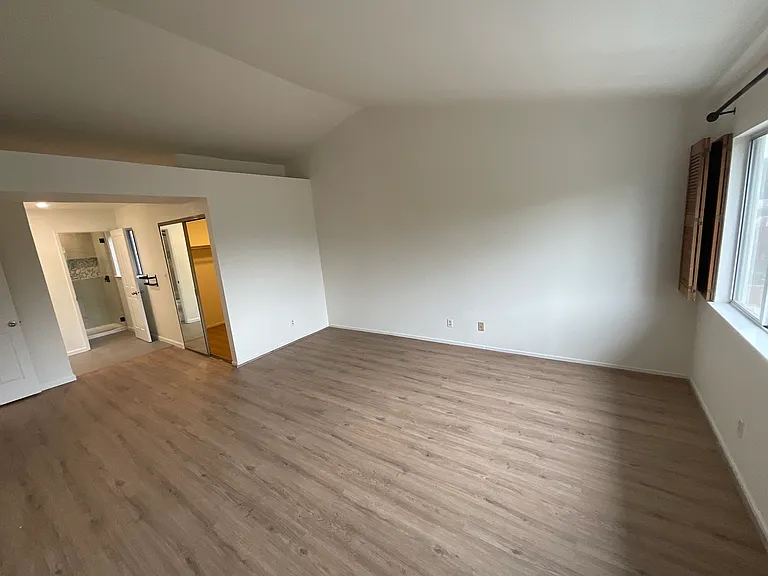 131 Pelican Loop — Photo 9