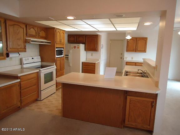 5th image of 9708 W Augusta Dr