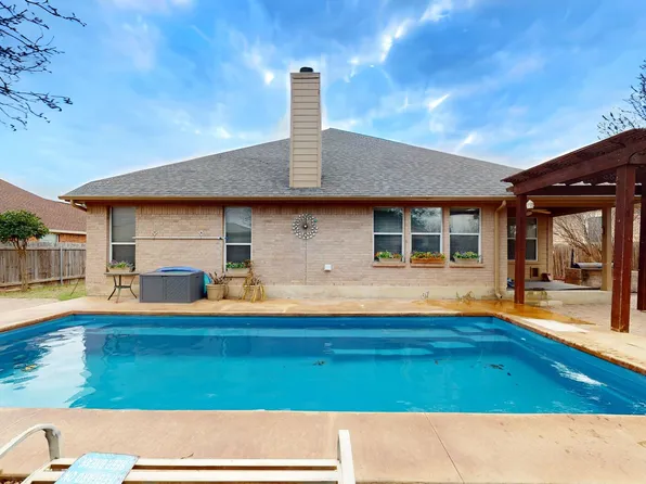 15714 ECHO LN, Selma, TX 78154