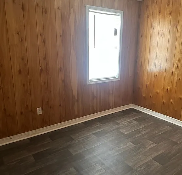 670 N Jefferson St — Photo 6