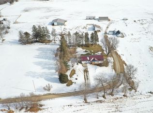 32752 211th Ave, Chatfield, MN 55923