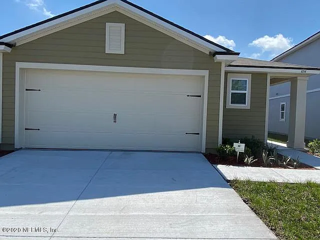 Building Photo - 8256 Meadow Walk Ln